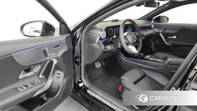 Mercedes-Benz A-Class W177 id 4307990 из Кореи 33