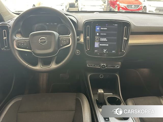 Volvo XC40 id 4227278 из Китая 14