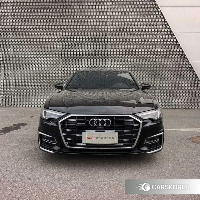 Audi A6L id 4348969 из Китая 14