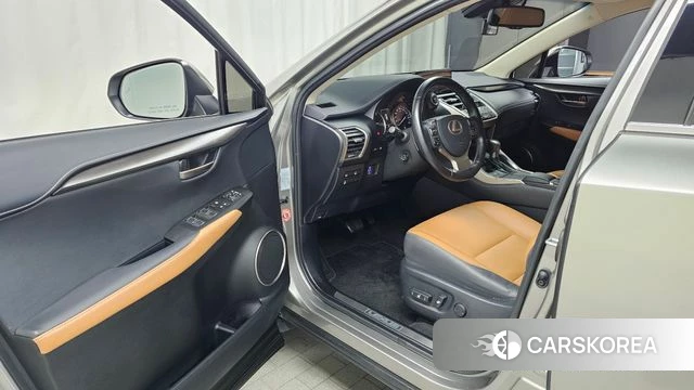 Lexus NX300h id 4180575 из Кореи 20