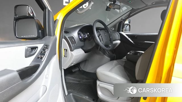 Hyundai The New Grand Starex id 4637659 из Кореи 30