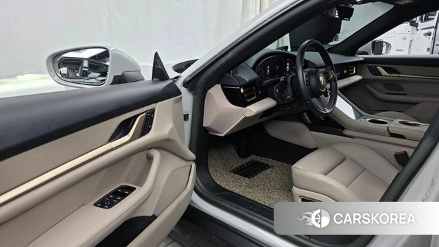 Porsche Taycan id 4613130 из Кореи 20