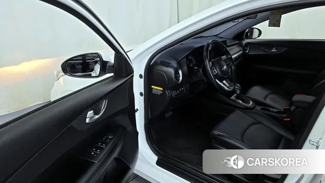 Kia Come New K3 id 2981852 из Кореи 20