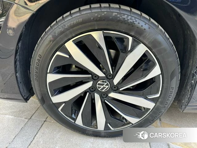 Volkswagen Passat id 4271899 из Китая 19