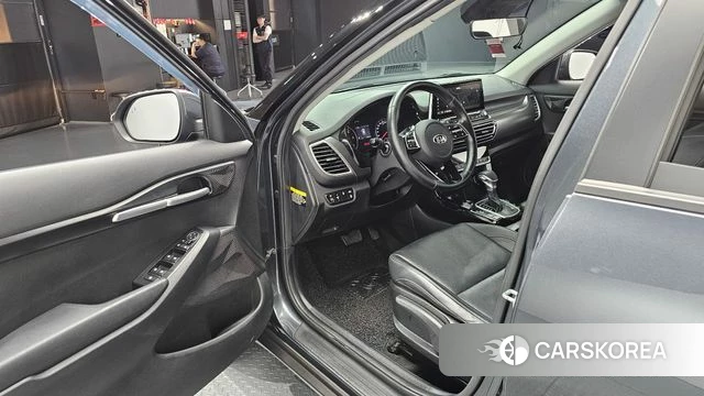 Kia Seltos id 4324983 из Кореи 30