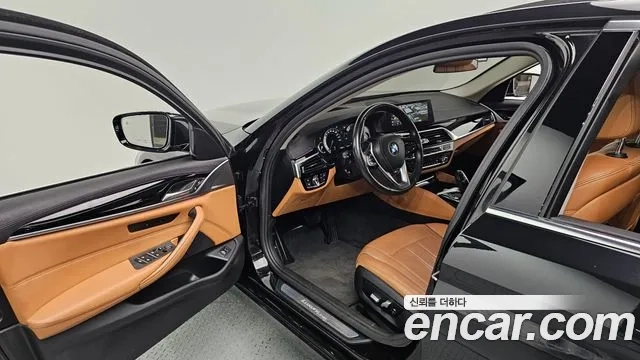 BMW 5 Series (G30) id 2860703 из Кореи 20