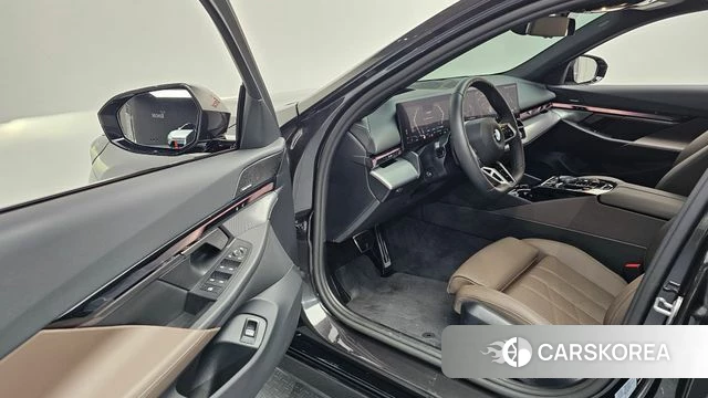 BMW 5 Series (G60) id 4329383 из Кореи 20