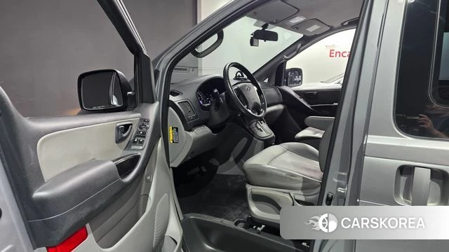 Hyundai The New Grand Starex id 4637545 из Кореи 30