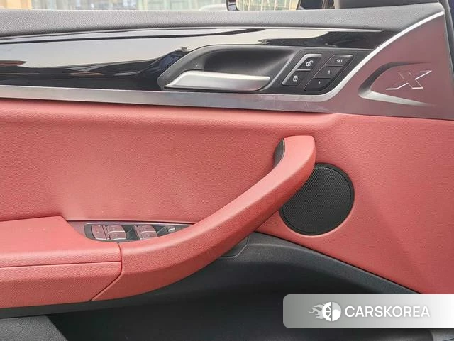 BMW X3 id 4265676 из Китая 21