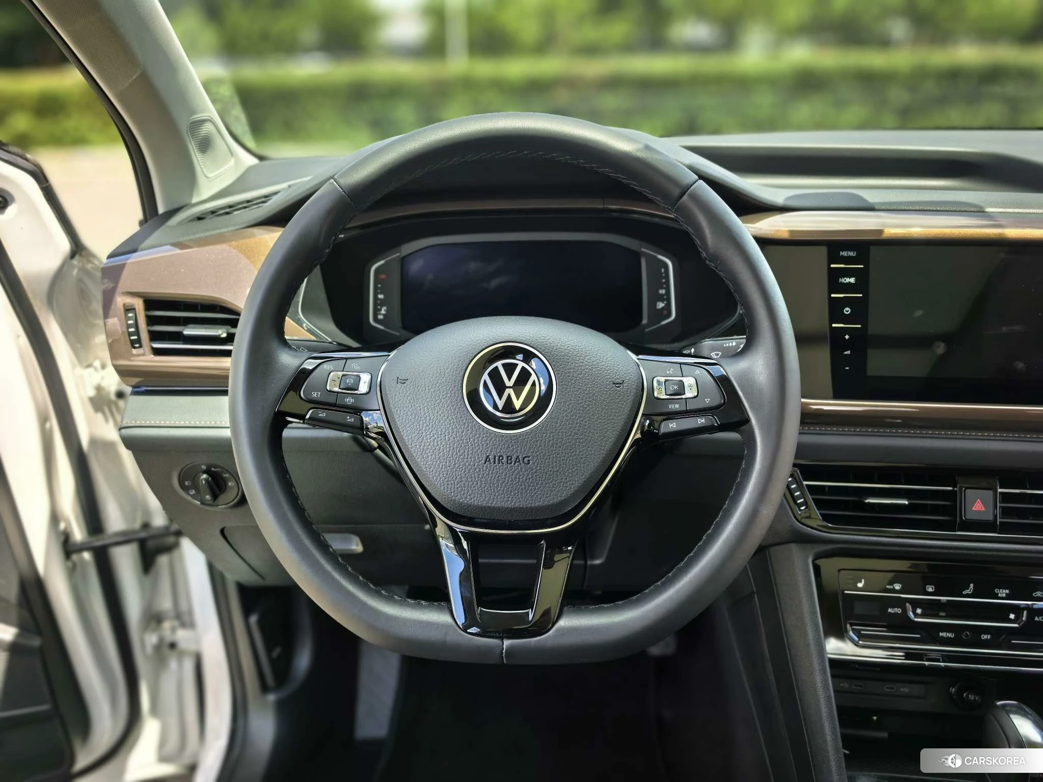 Volkswagen Tuyue id 4455137 из Китая 23