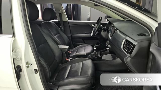 Kia Stonic id 3845021 из Кореи 20