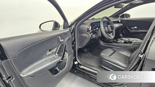 Mercedes-Benz A-Class W177 id 4495963 из Кореи 30