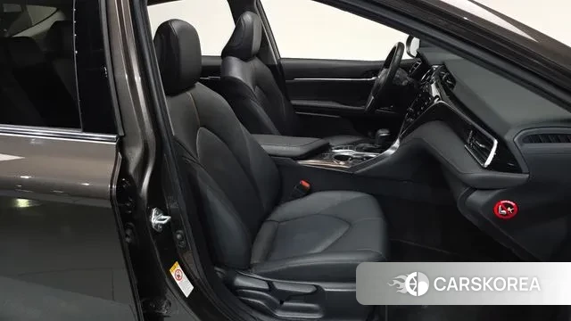 Toyota Camry (XV70) id 3357193 из Кореи 20