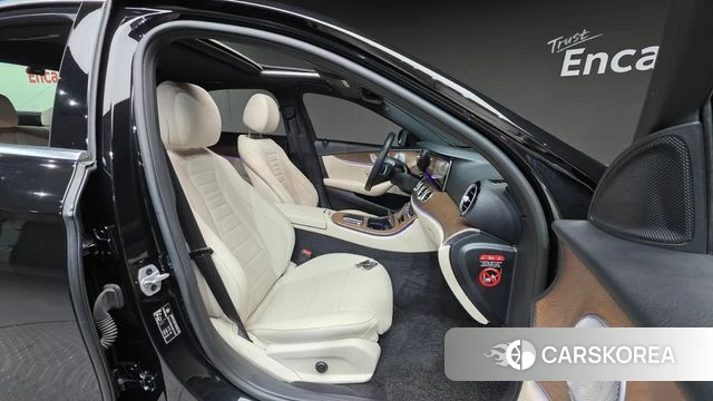 Mercedes-Benz E-Class W213 id 3954712 из Кореи 20