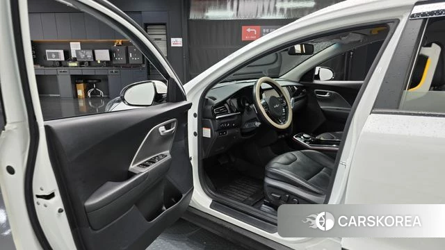 Kia Niro Plus id 3964474 из Кореи 20