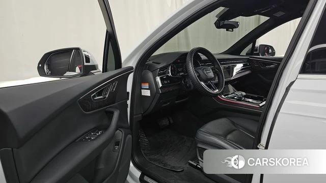 Audi Q7 (4M) id 4370436 из Кореи 33