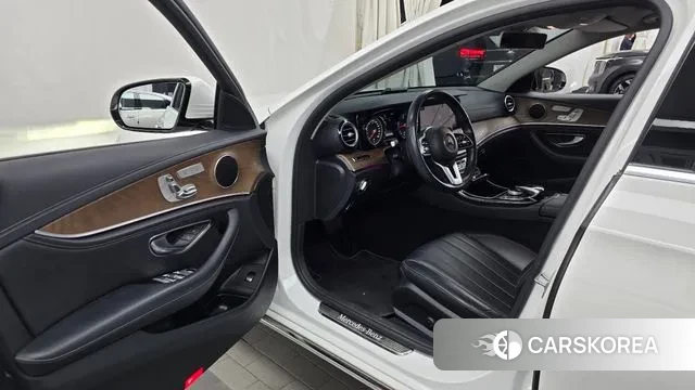 Mercedes-Benz E-Class W213 id 3514833 из Кореи 20