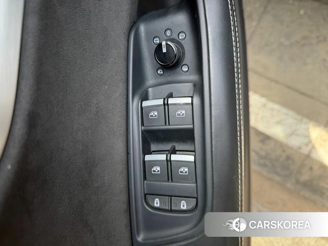 Audi Q8 (4M) id 3923531 из Кореи 17