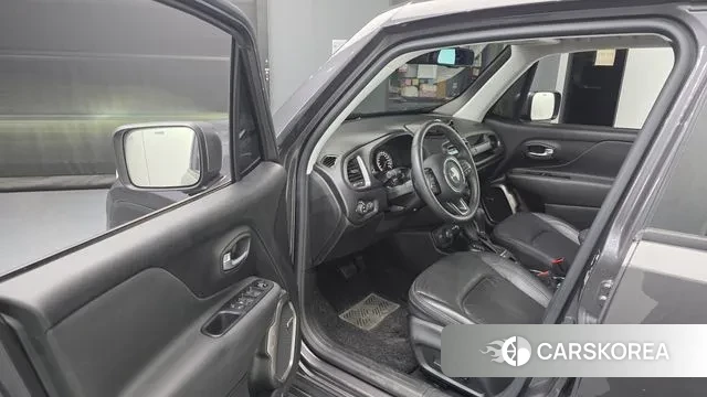 Jeep Renegade id 3736017 из Кореи 20