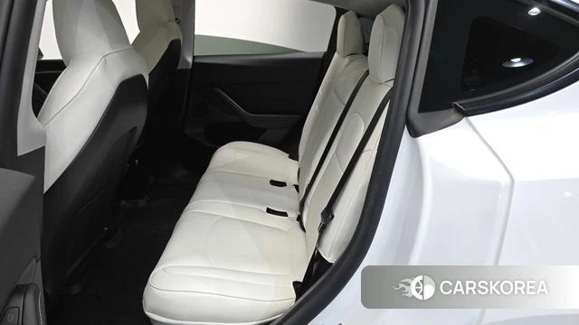 Tesla Model Y id 4474728 из Кореи 31