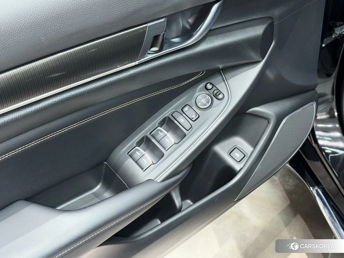 Honda Accord id 4452938 из Китая 33