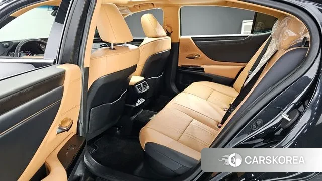 Lexus ES300h 7th generation id 3333103 из Кореи 20