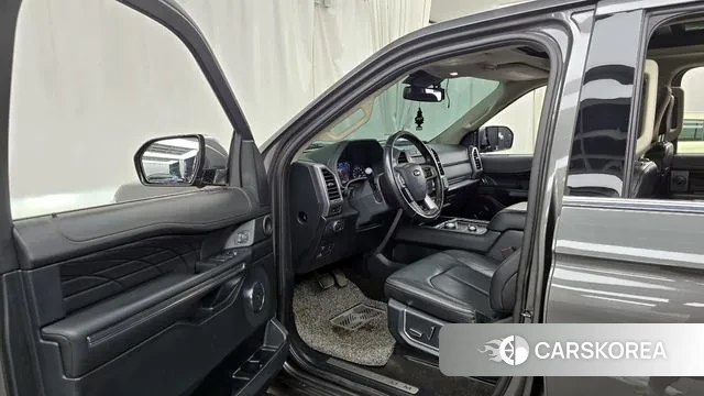 Ford Expeditation id 2998944 из Кореи 20