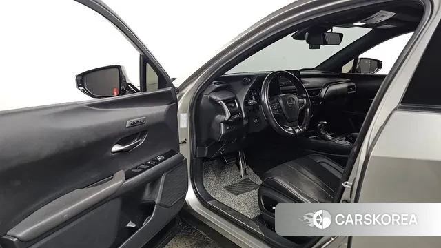 Lexus UX250h id 3592575 из Кореи 20