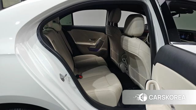 Mercedes-Benz A-Class W177 id 4625264 из Кореи 32