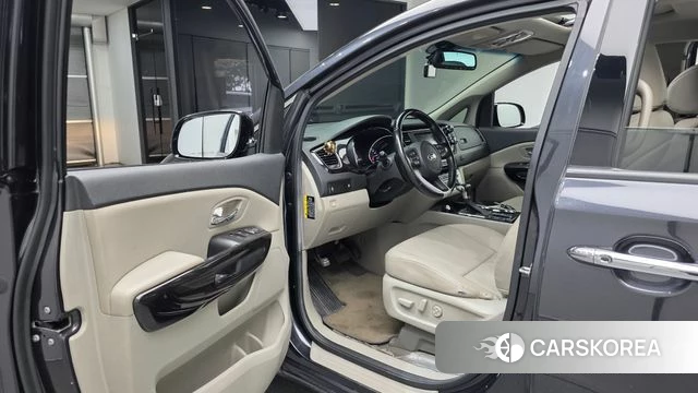 Kia The New Carnival id 4582116 из Кореи 33