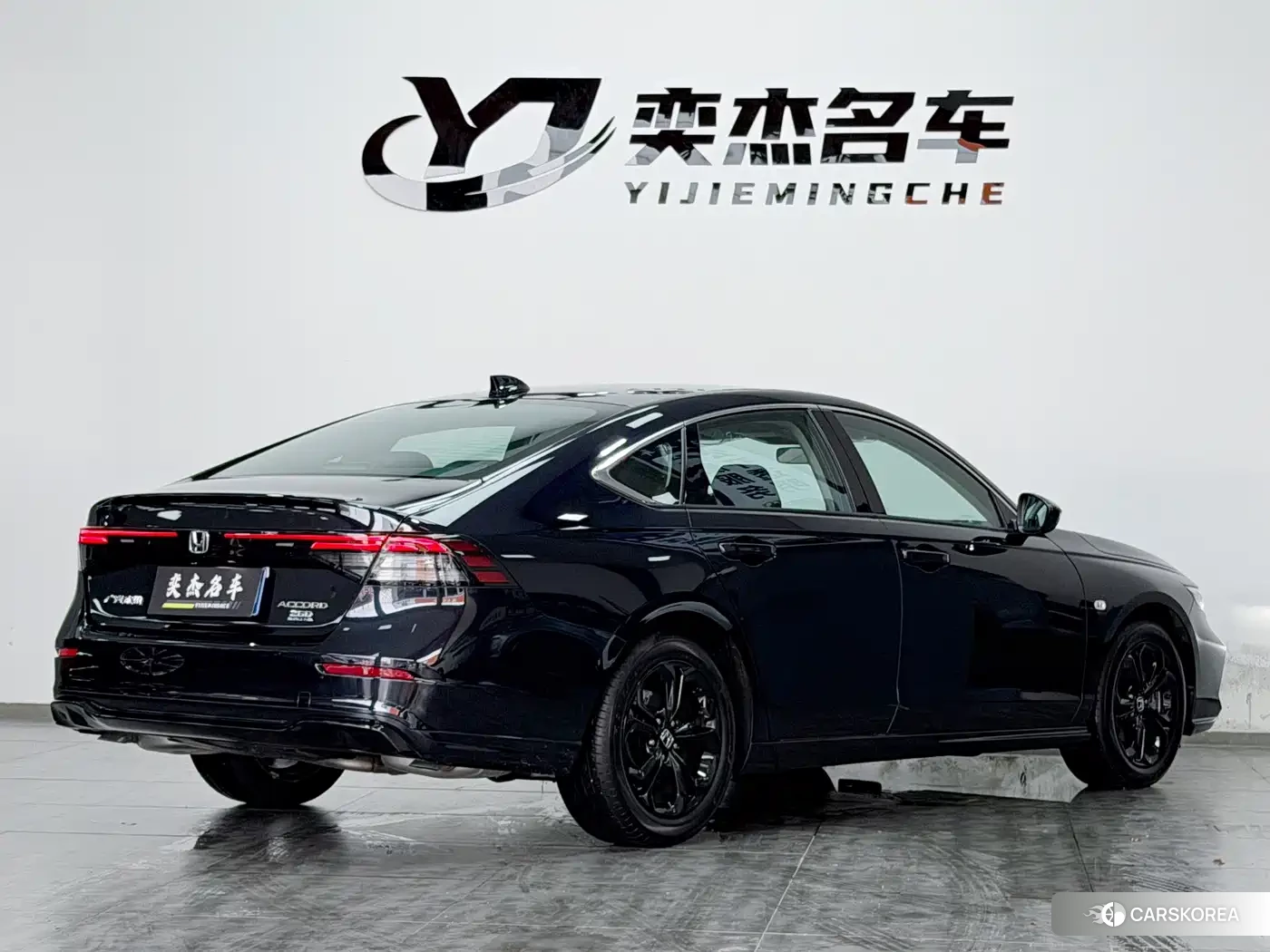 Honda Accord id 4653776 из Китая 11