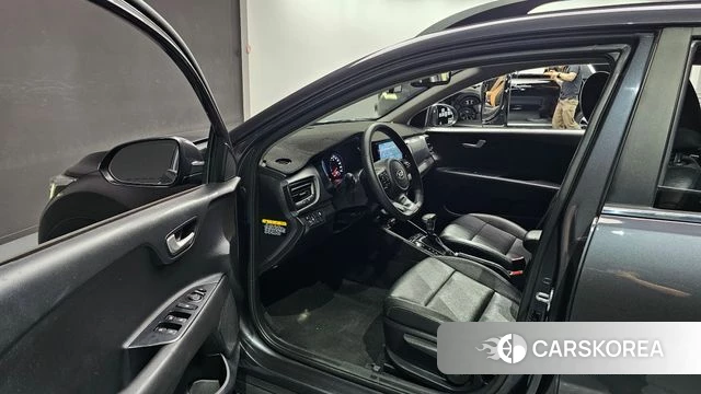 Kia Stonic id 4338971 из Кореи 30
