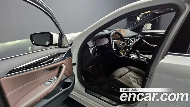 BMW 5 Series (G30) id 2640325 из Кореи 20