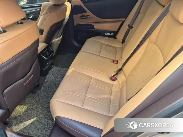 Lexus ES300h 7th generation id 3622216 из Кореи 15