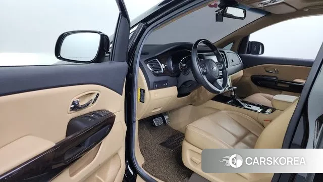 Kia The New Carnival id 3526397 из Кореи 20