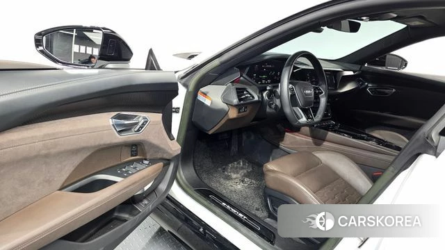 Audi e-Tron GT id 4443630 из Кореи 35