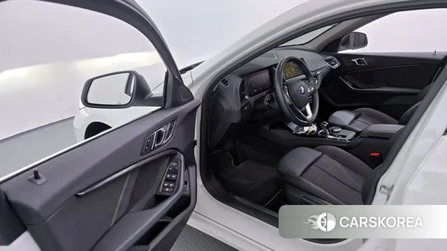 BMW 1 Series (F40) id 3341459 из Кореи 20