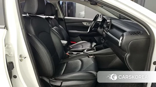 Kia Come New K3 id 3626440 из Кореи 20