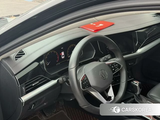 Volkswagen Passat id 4219928 из Китая 13