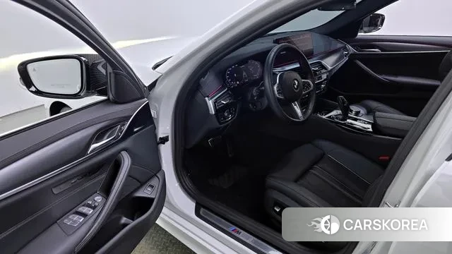 BMW 5 Series (G30) id 2968961 из Кореи 20