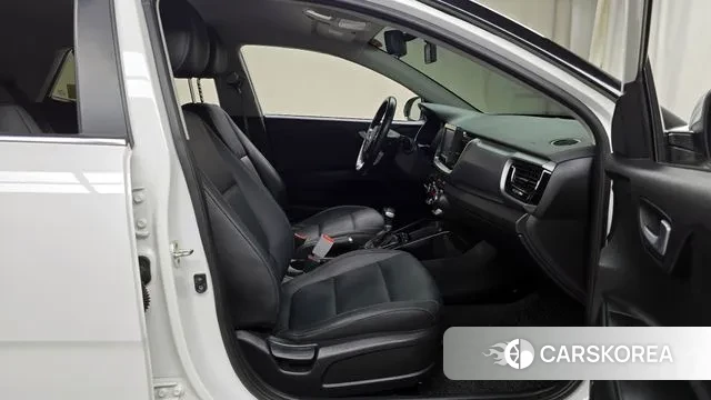 Kia Stonic id 3233840 из Кореи 20