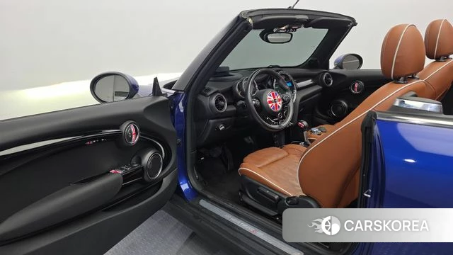 Mini Cooper S Convertible id 4339673 из Кореи 31
