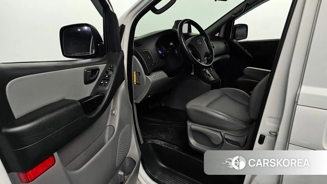 Hyundai The New Grand Starex id 4737184 из Кореи 20