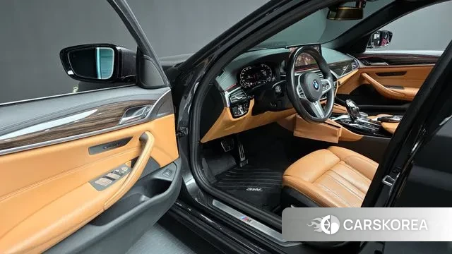 BMW 5 Series (G30) id 3395886 из Кореи 20