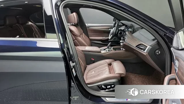 BMW 5 Series (G30) id 3687254 из Кореи 20