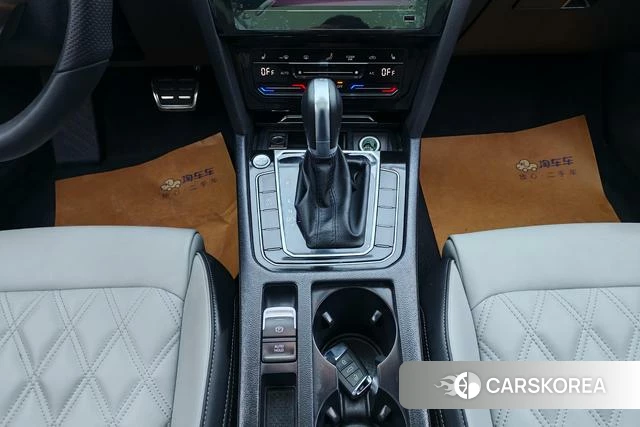 Volkswagen Magotan id 3810655 из Китая 17