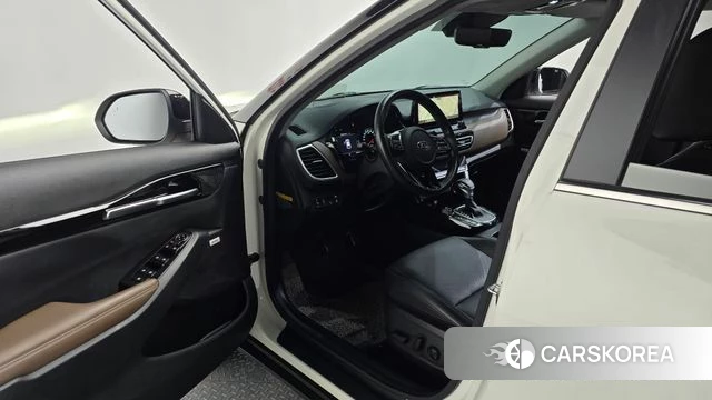 Kia Seltos id 4595350 из Кореи 33