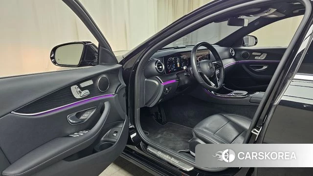 Mercedes-Benz E-Class W213 id 4186109 из Кореи 30