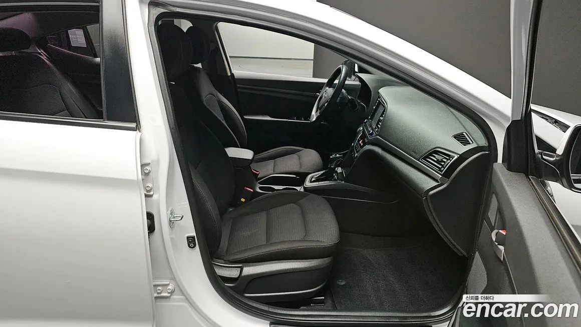 Hyundai Avante AD id 2170778 из Кореи 20