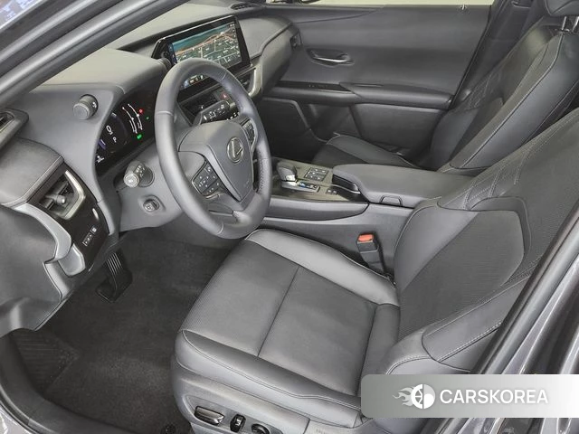 Lexus UX300h id 4644897 из Кореи 19
